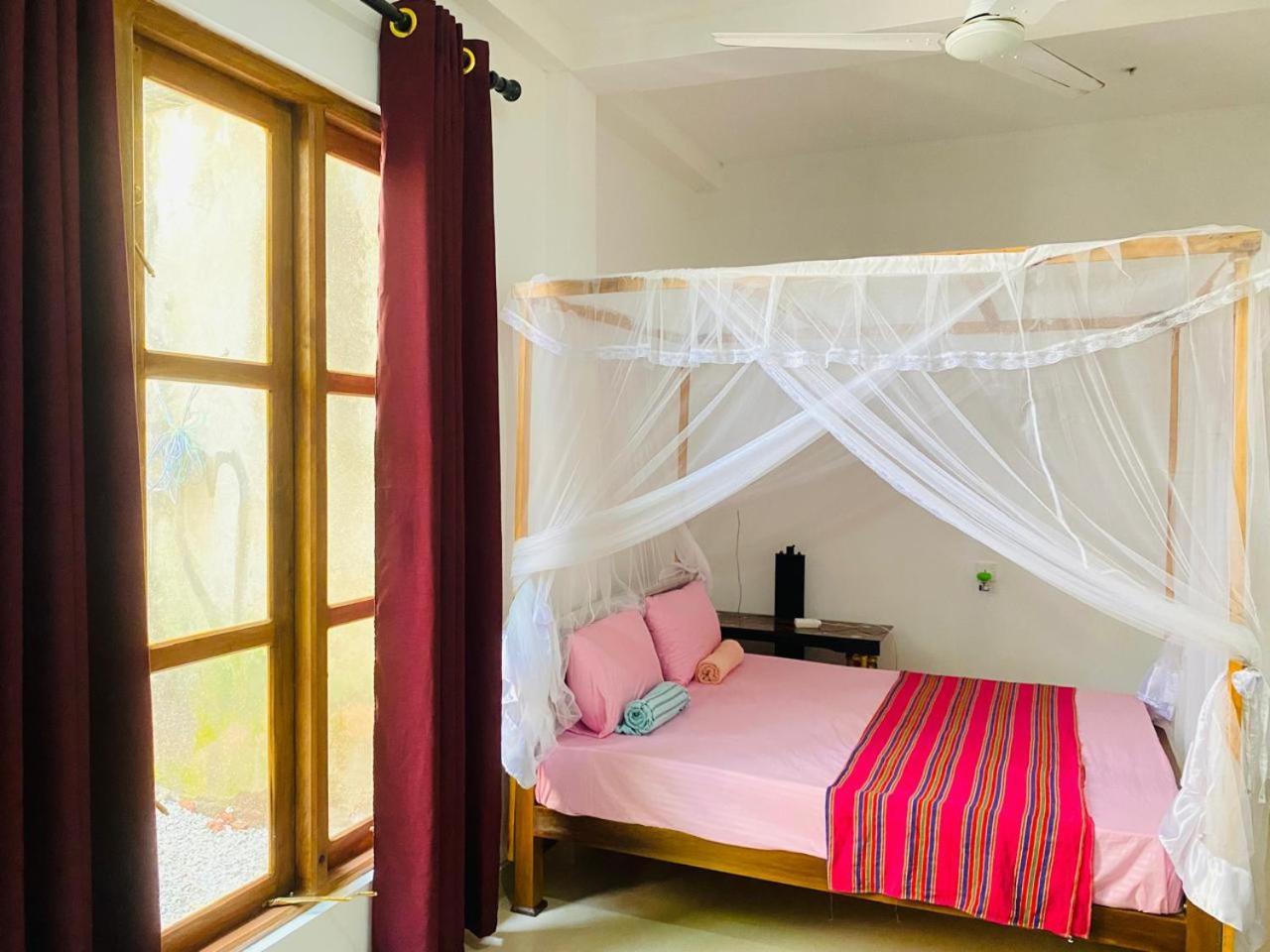 Pradeep Guest House Mirissa Extérieur photo